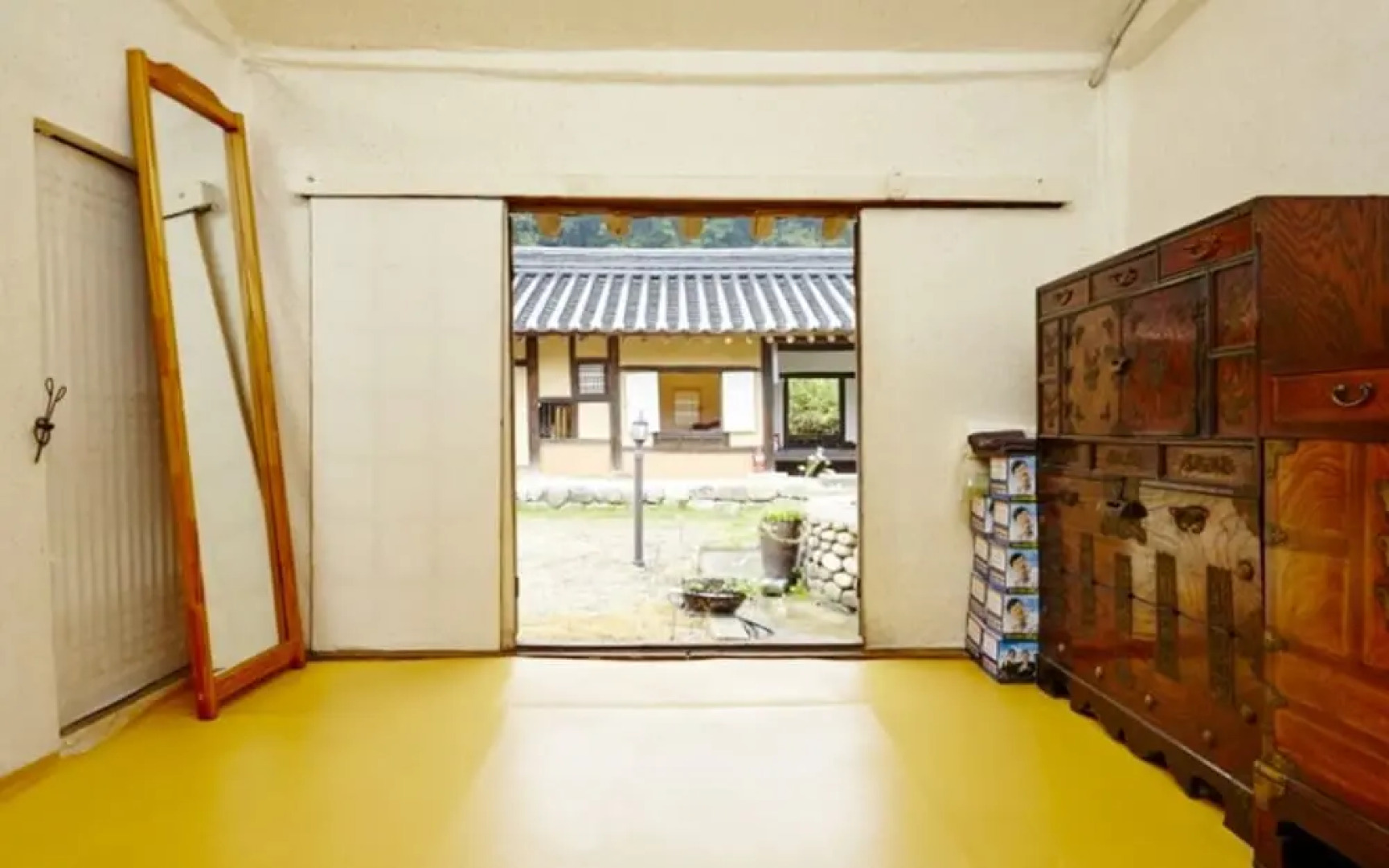 Chungju Wildflowers and Gotaengnadeuri