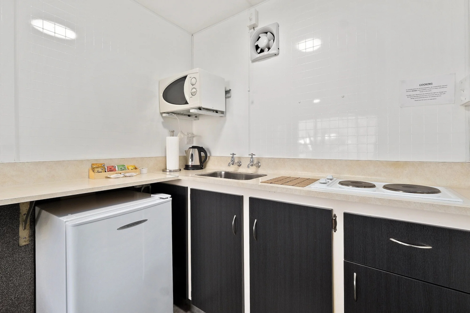 Central Gateway Motel