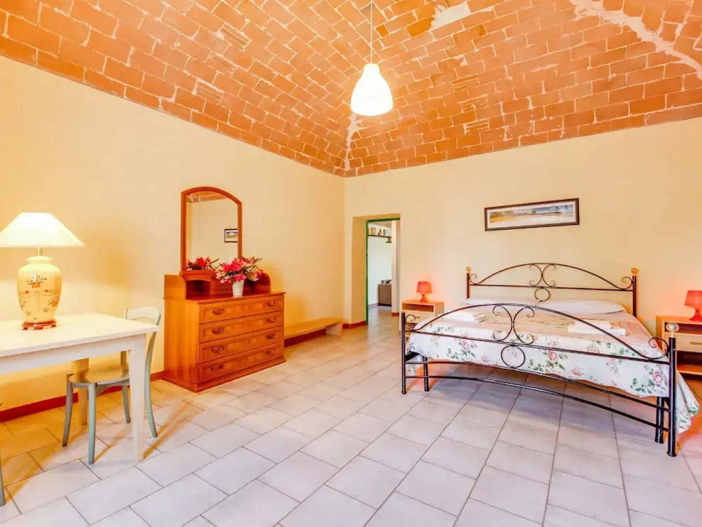 Farmhouse in Montescudaio With a Shared Pool Near sea & Park