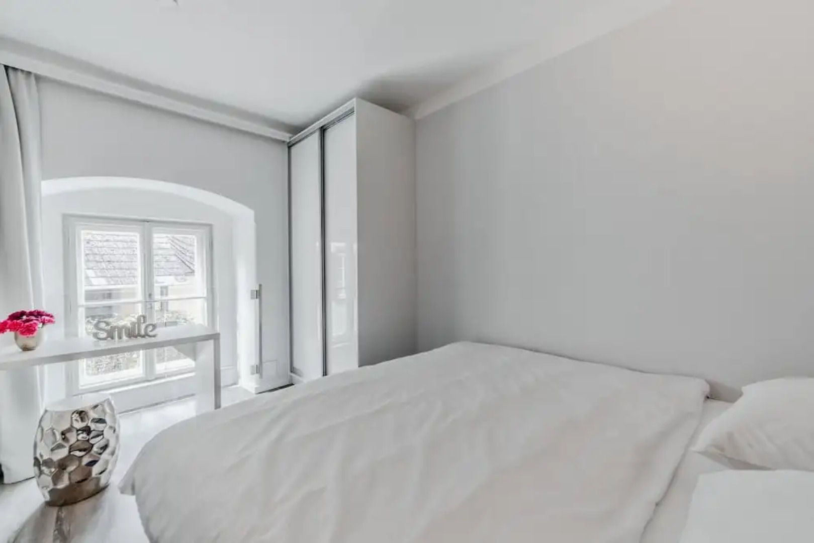 Deluxe Apartment With two King Bedrooms in the Historic Centre of D Rnstein