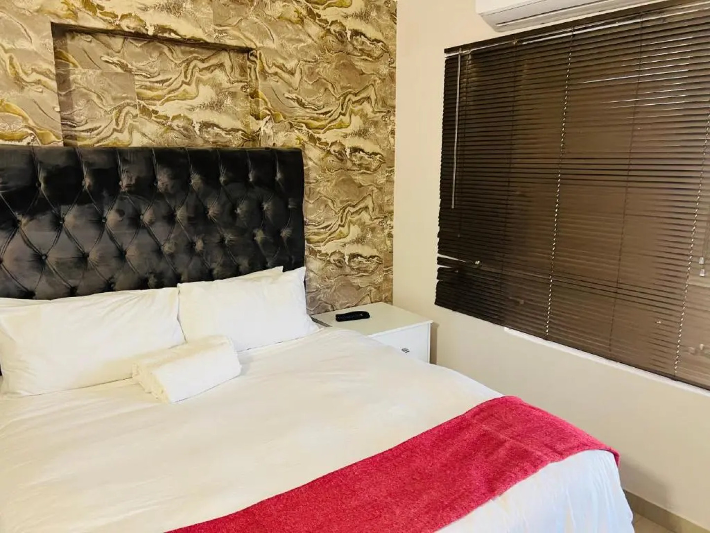 36 frere road shelly beach , margate