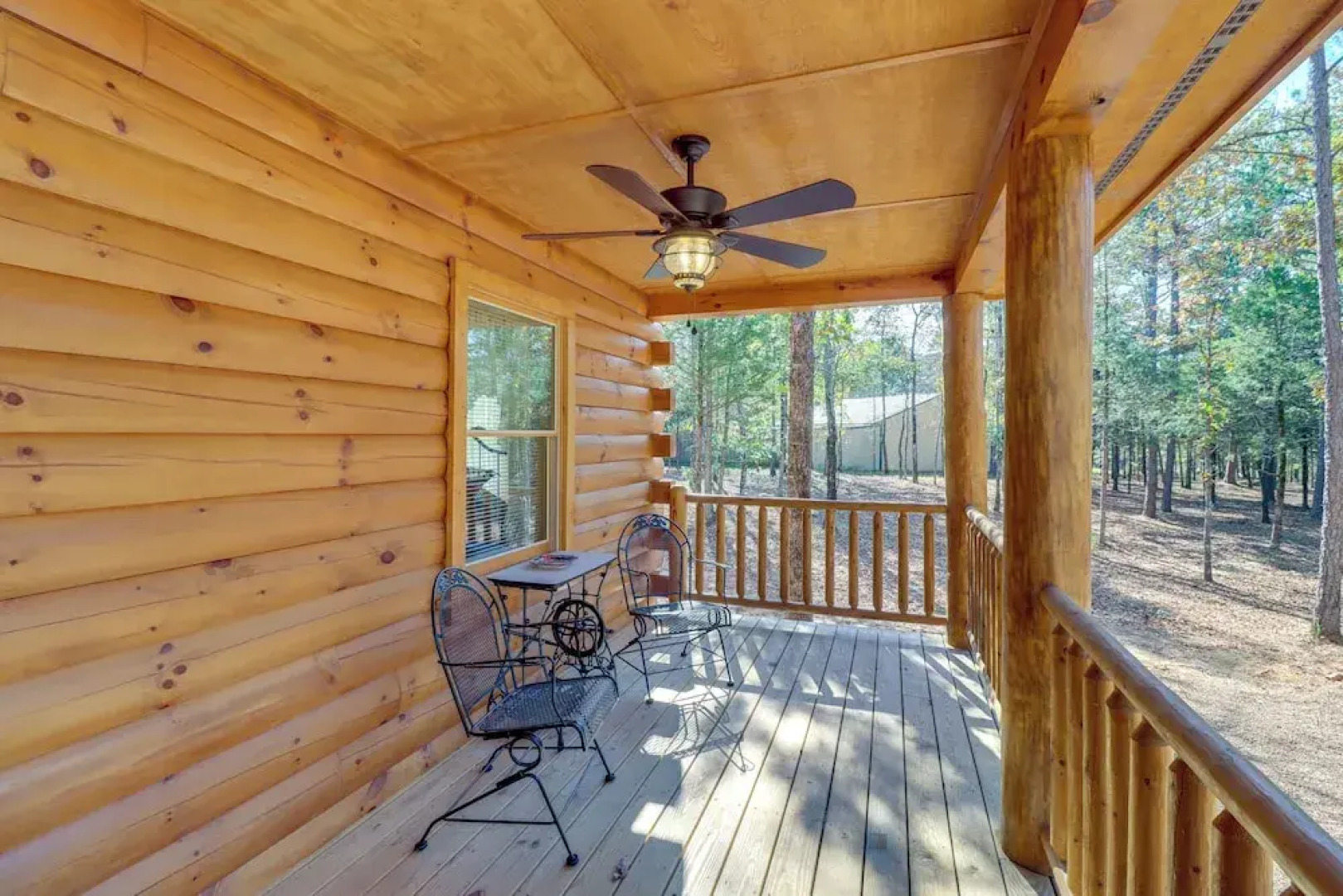 Tumbling Shoals Cabin w/ Fire Pit: 1 Mi to Lake