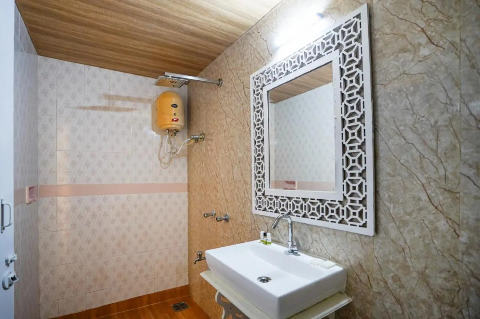 Lillywoods Highland Beach Resort