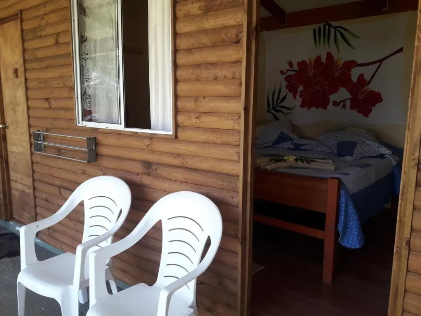 Camping y Hostal Tipanie Moana