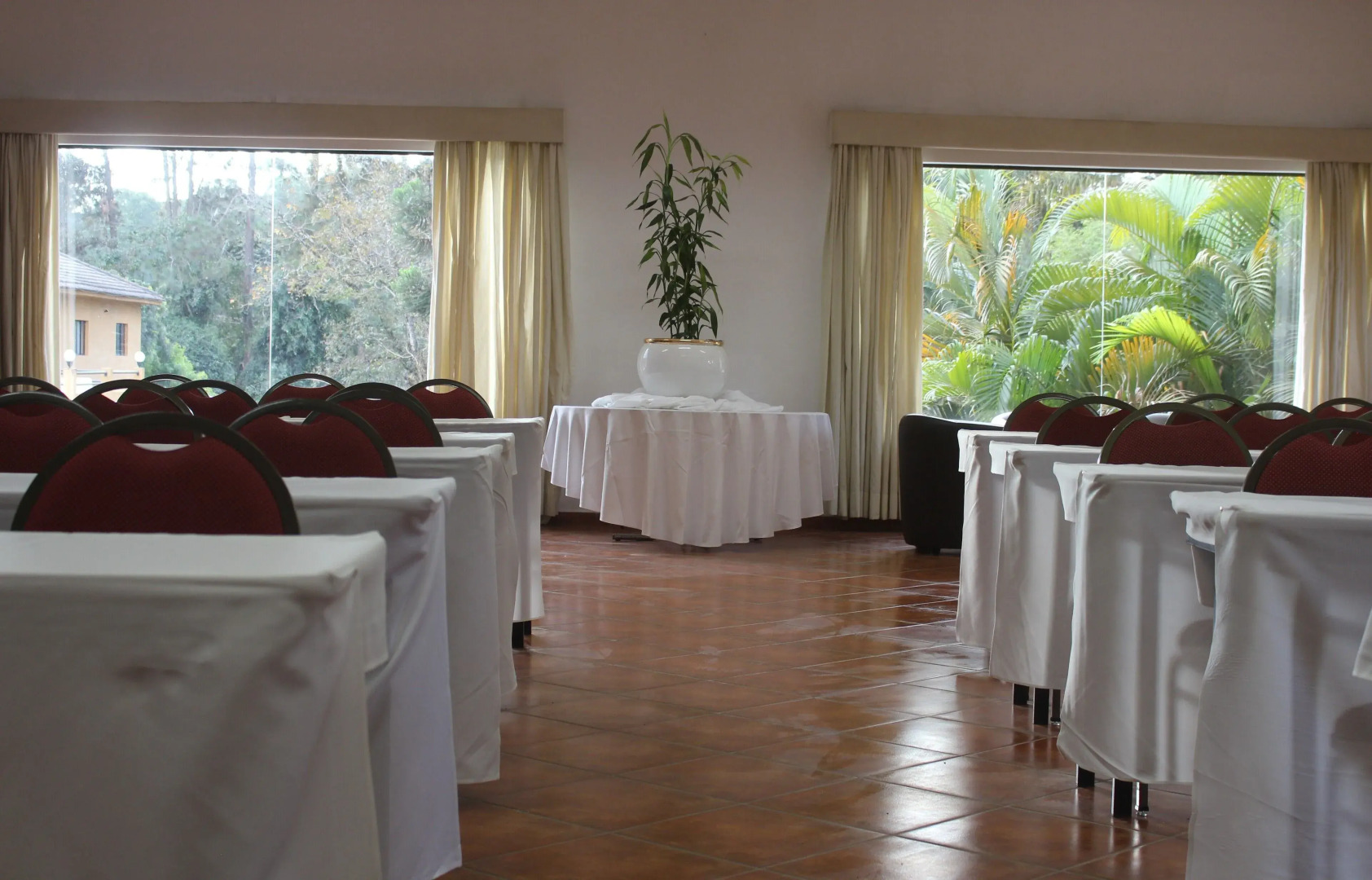 Paradies Hotel Express