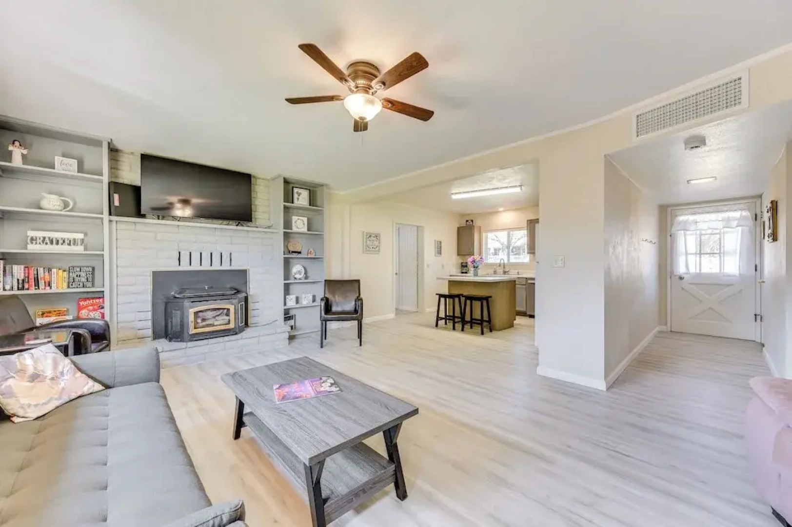 Pet-friendly Camp Verde Home w/ Gas Grill!