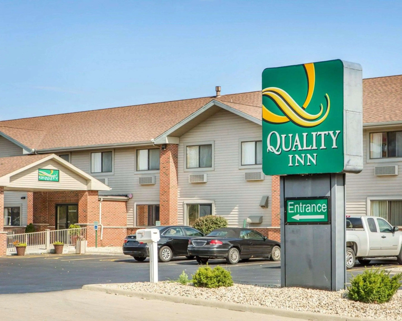 Quality Inn Ottawa near Starved Rock State Park