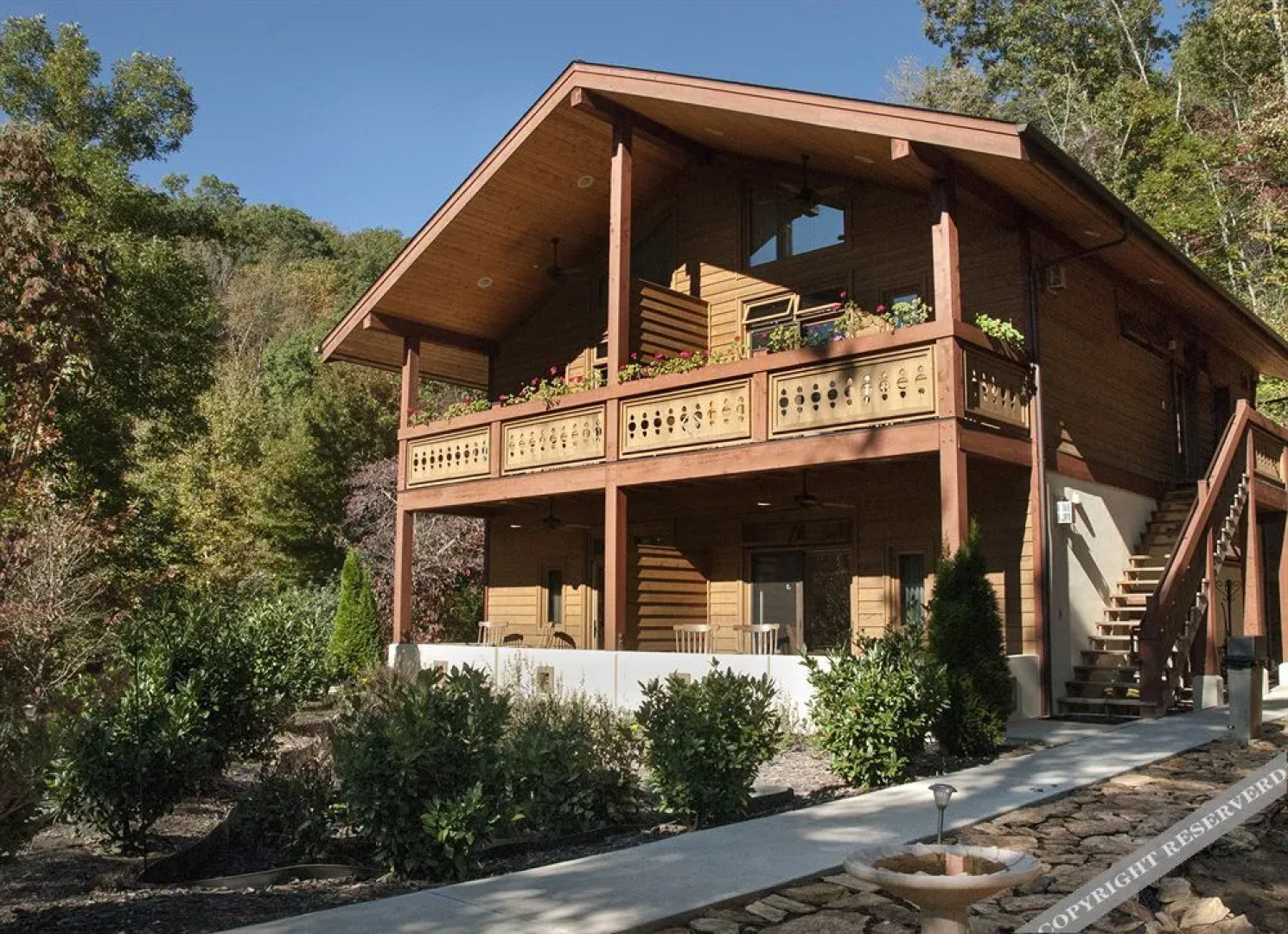 Chalet Inn Bed & Breakfast