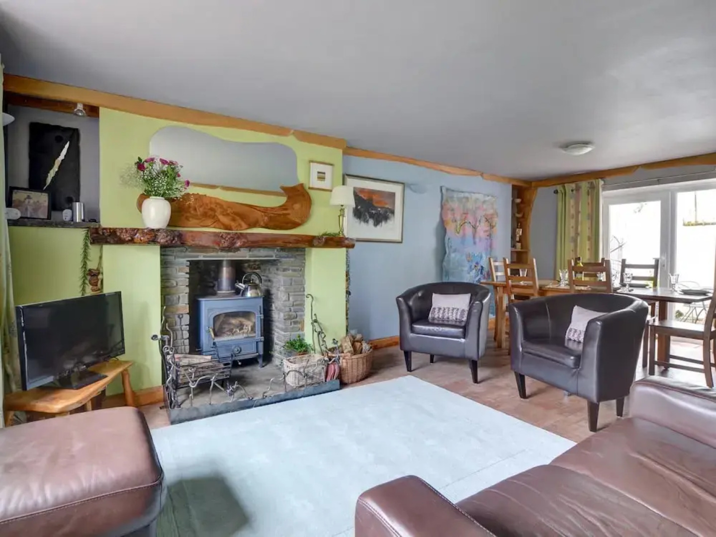 Semi Detached, Stone Built Holiday Home near Swansea & Brecon Beacons