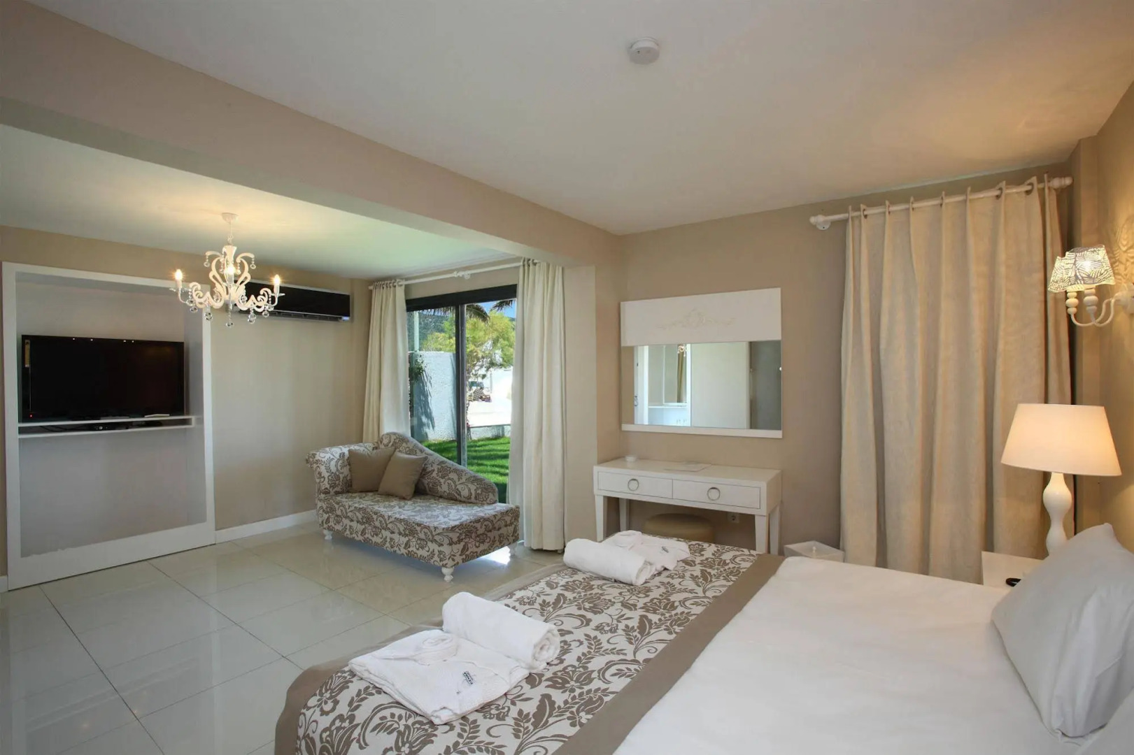 Grand Yazici Torba Beach