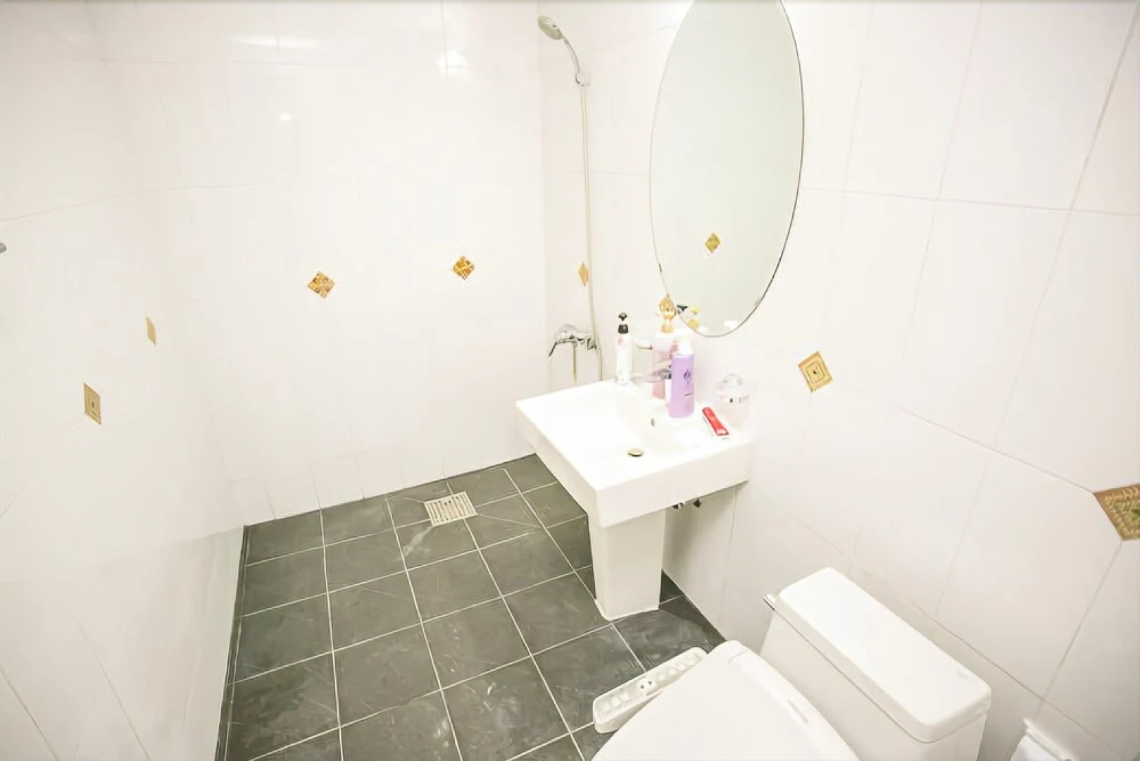 Geumsan Forest White Castle Pension