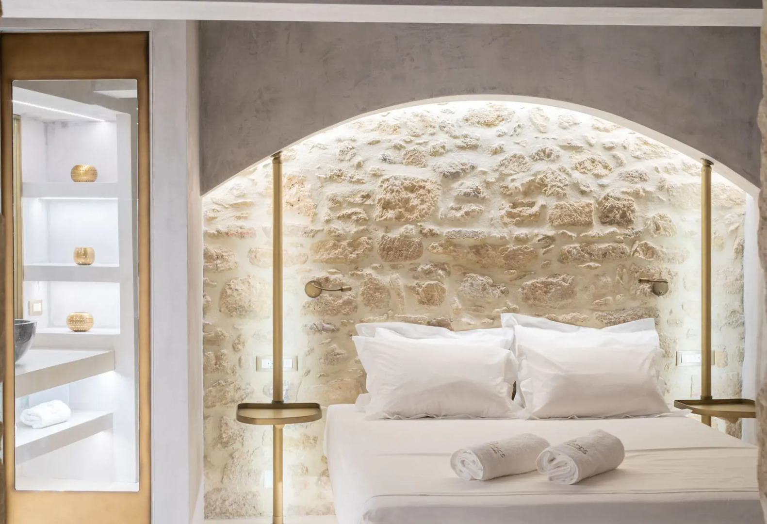 Inotropes Boutique Suites