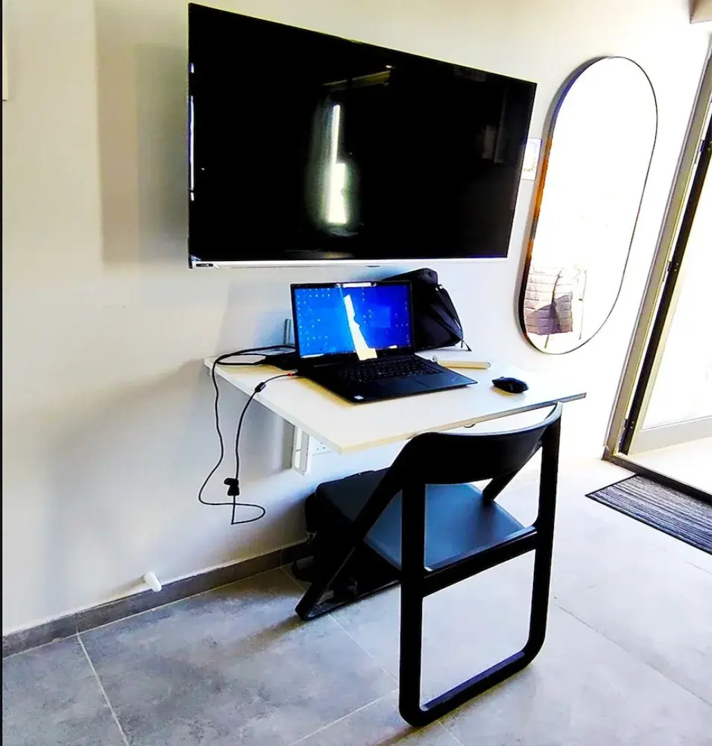 Savynomad Harbour Residences Bormla