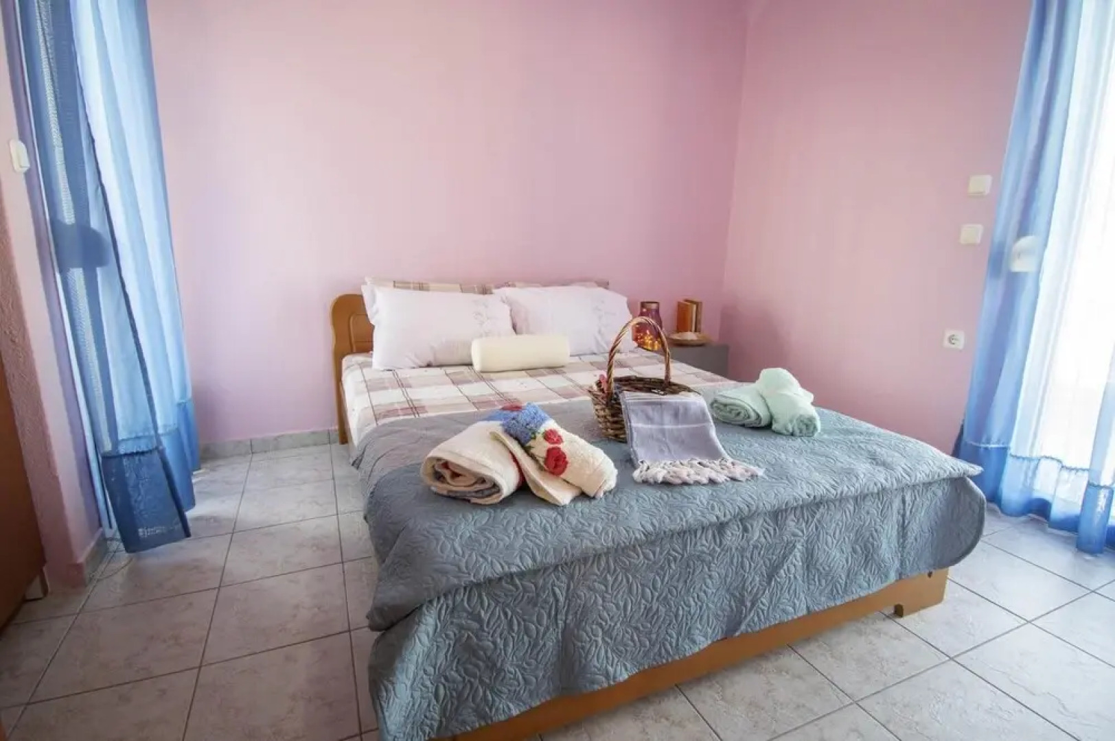 Aurora Sea View Maisonette by Travelpro Serv