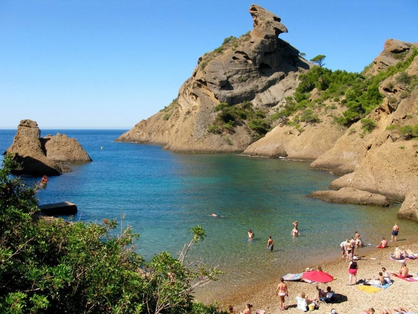 House With 2 Bedrooms in La Ciotat, With Enclosed Garden and Wifi - 2