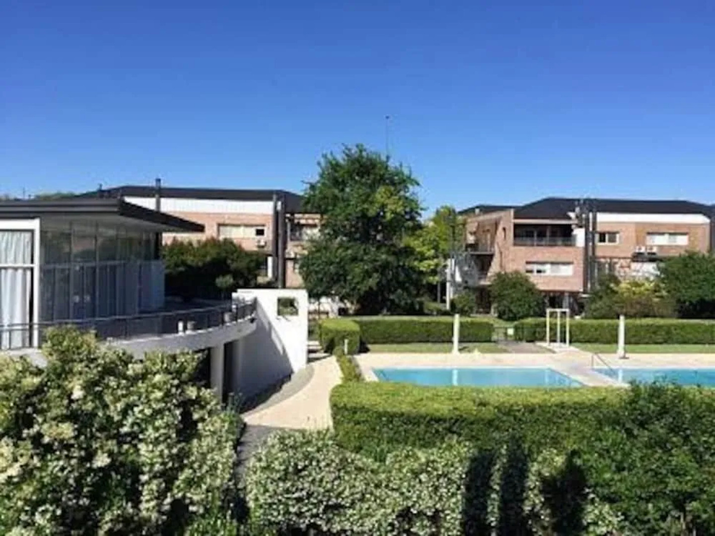 Apartamento en Country Pilar Frutales