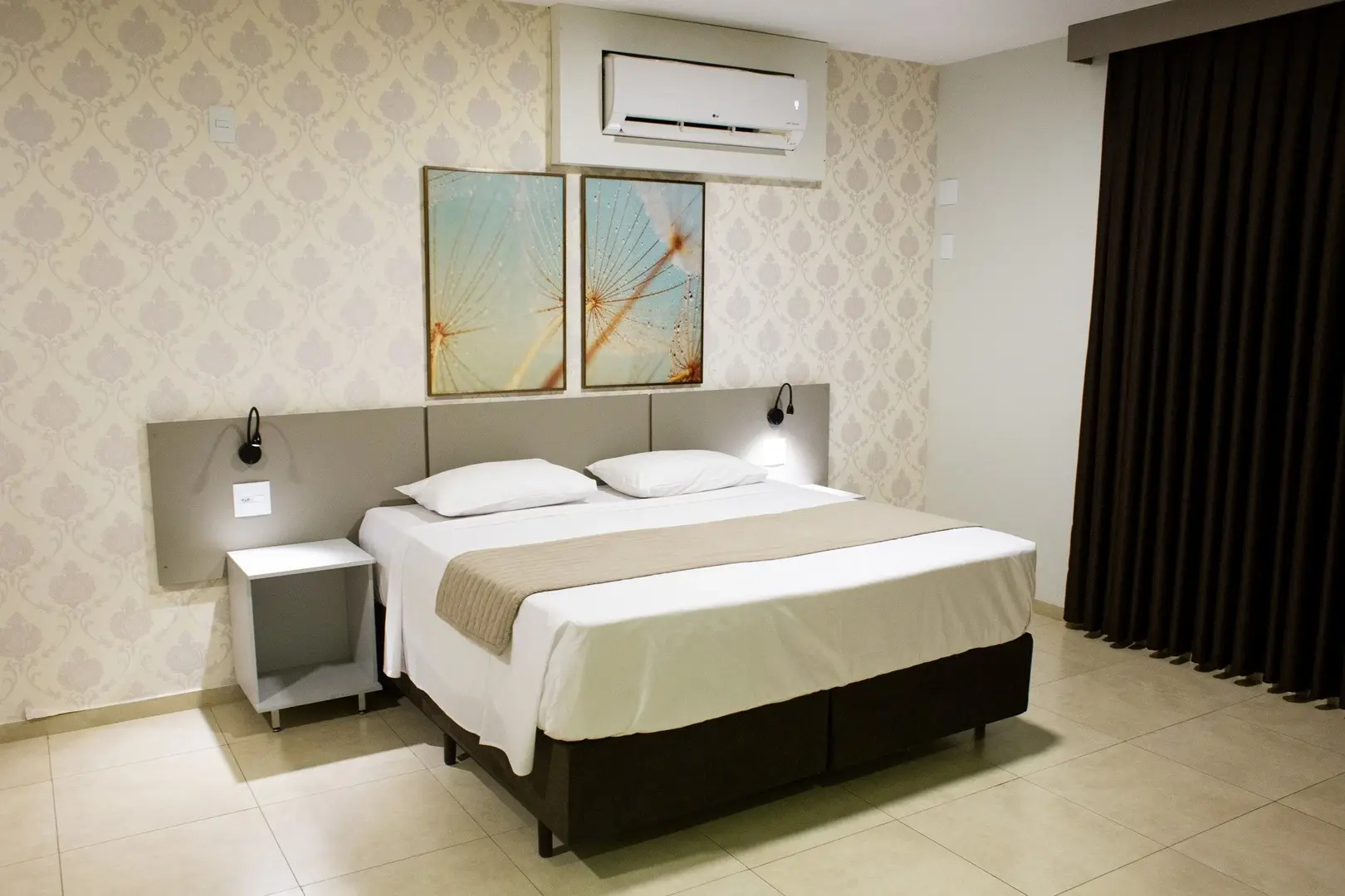 Bristol Infinity Hotel
