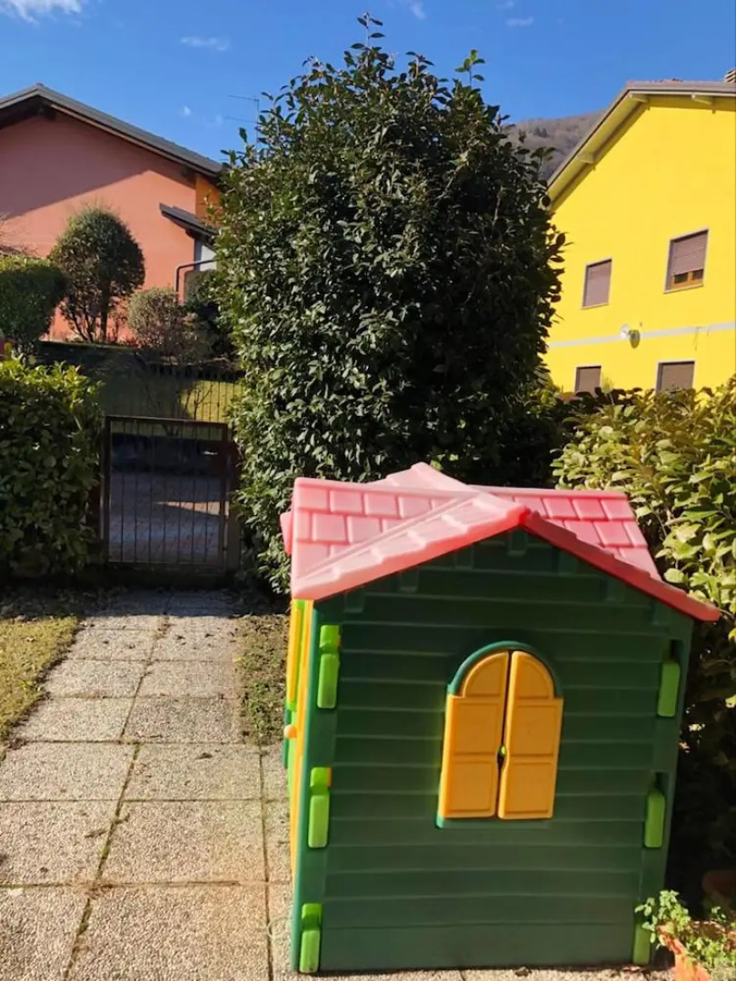 House With 3 Bedrooms in Lavena Ponte Tresa, With Enclosed Garden and Wifi Near the Beach