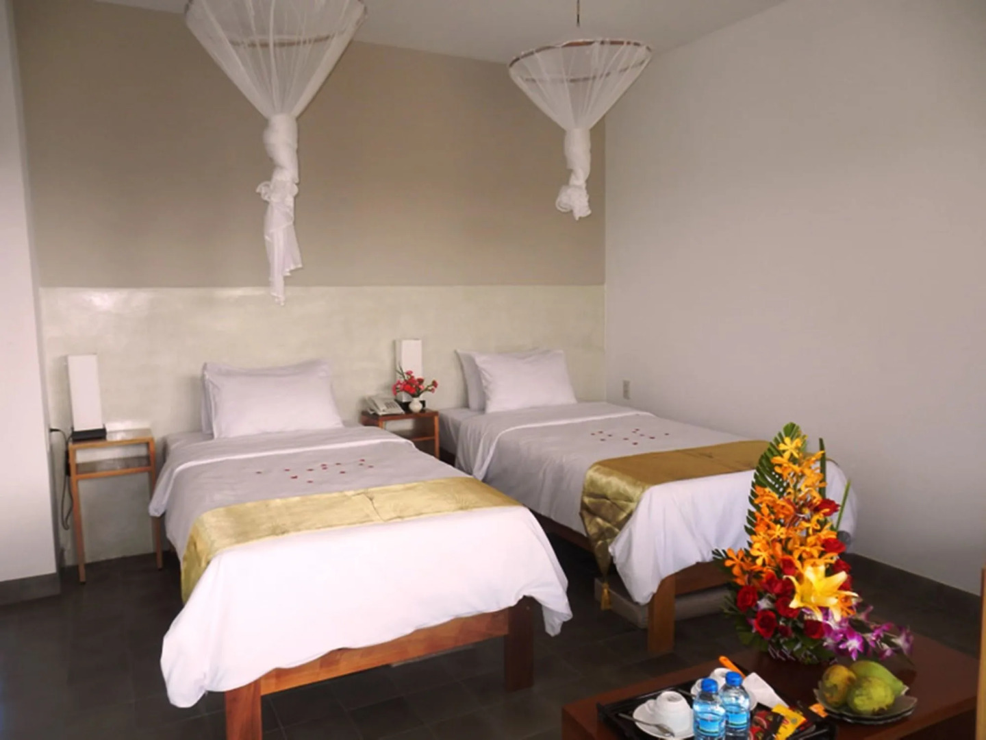 Mekong Riverside Boutique Resort & Spa