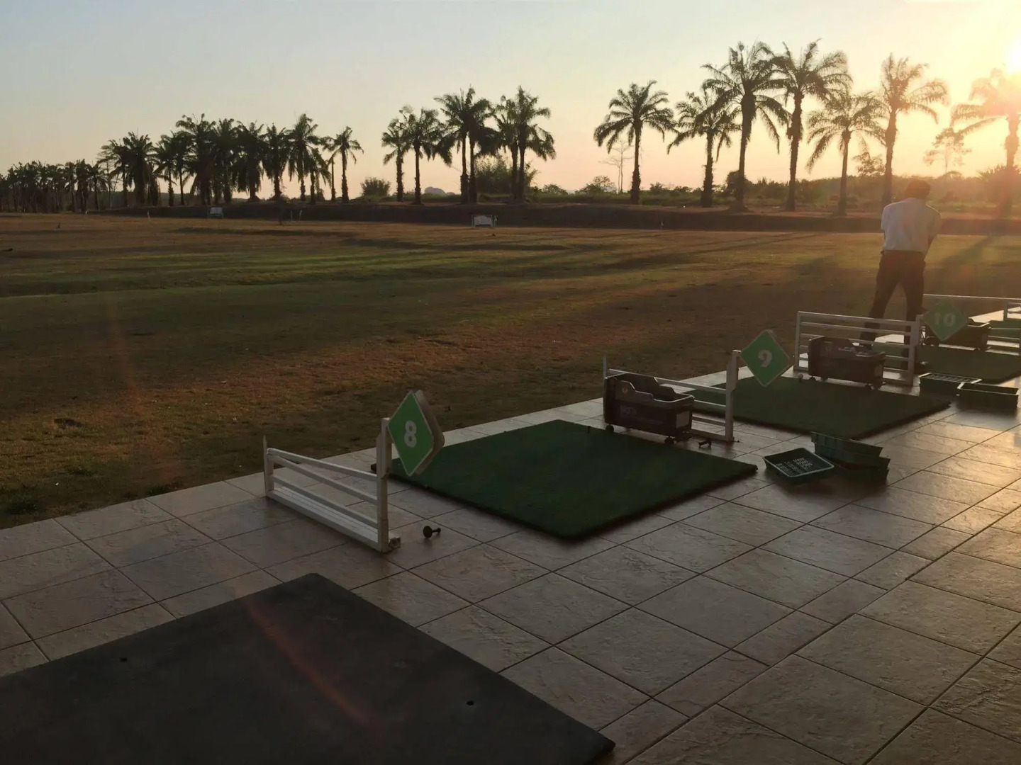 Palm Driving Range & Resort