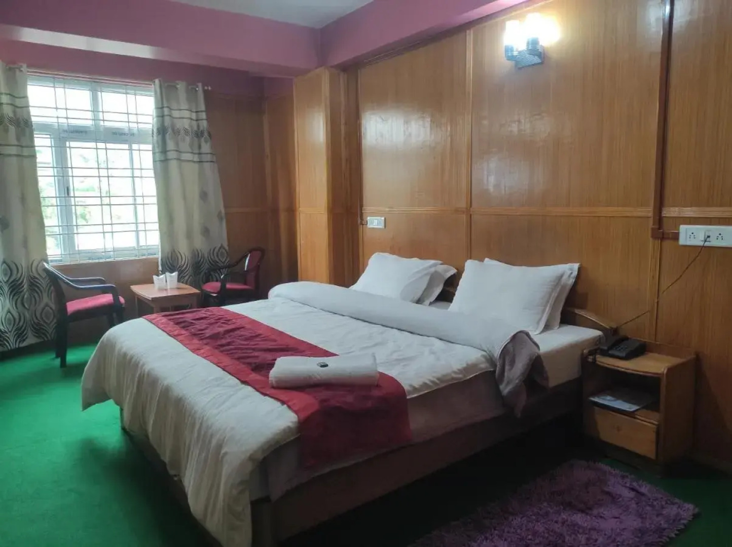 Hotel Tawang Holiday