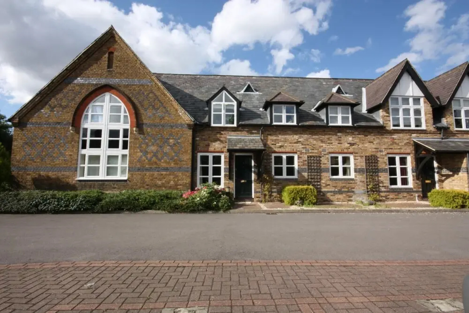 Accommodation Windsor Ltd - Alexandra Court