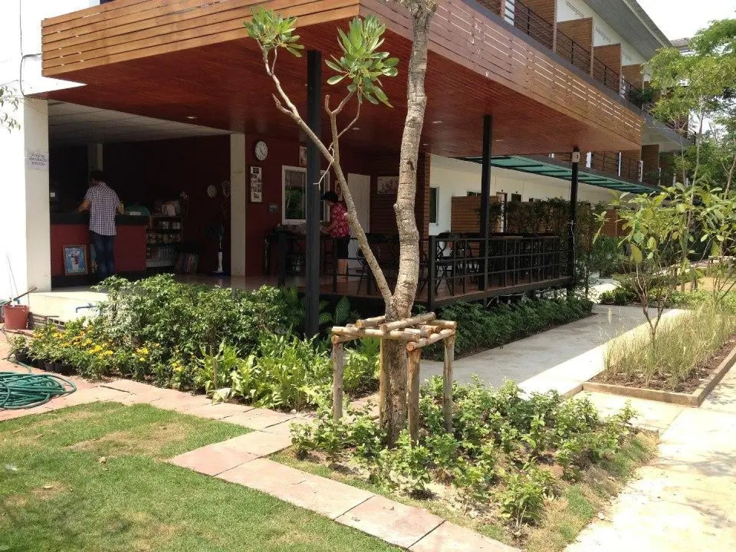 Baansakulpetch Hotel