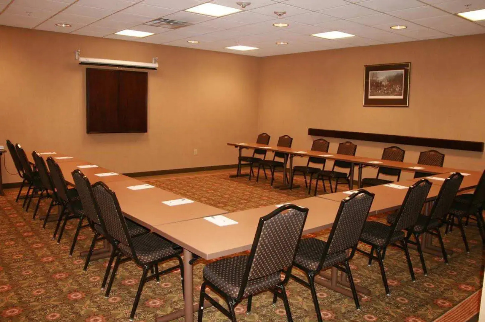Hampton Inn & Suites Albany Airport