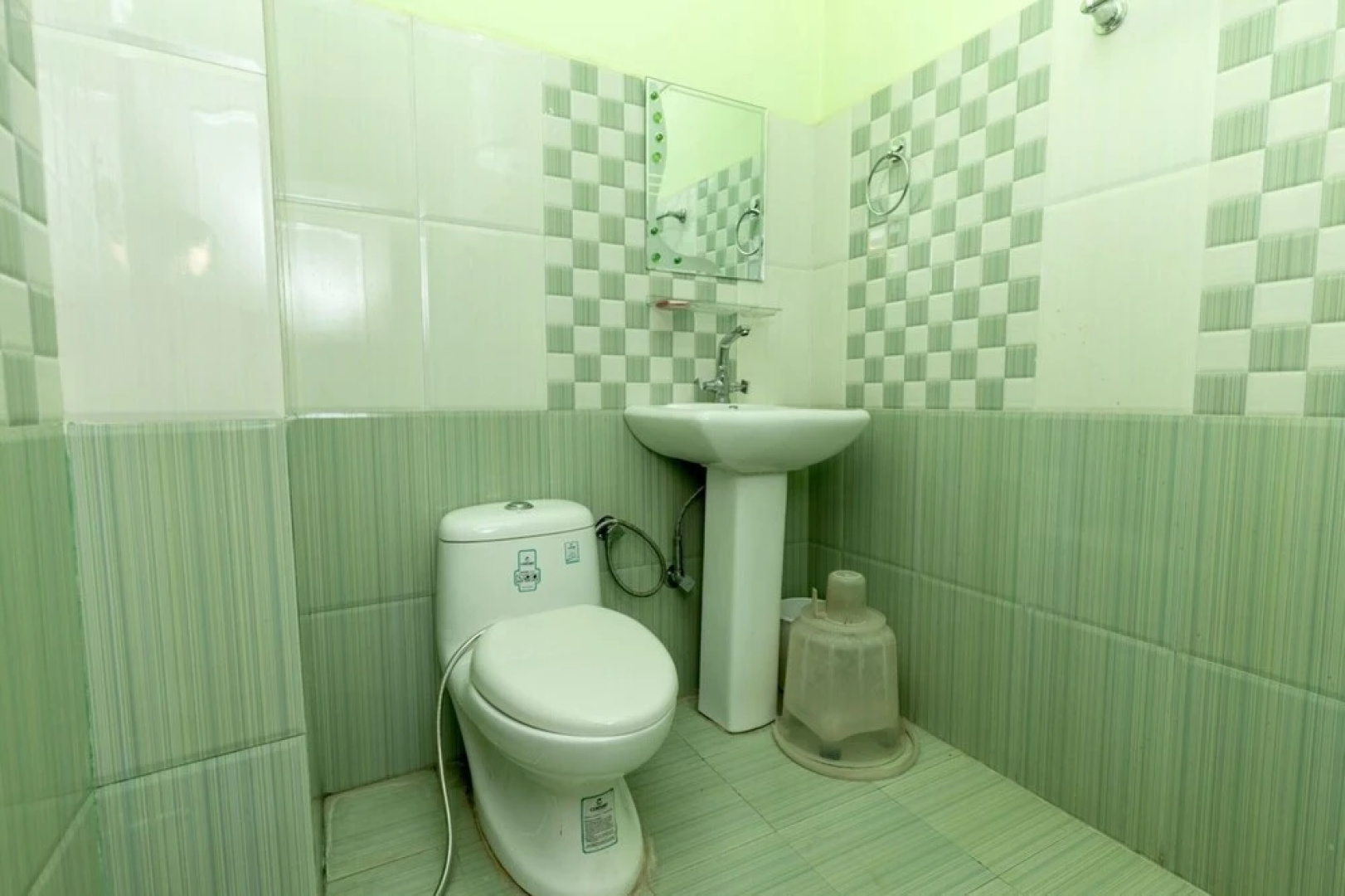 Hotel Mansarovar