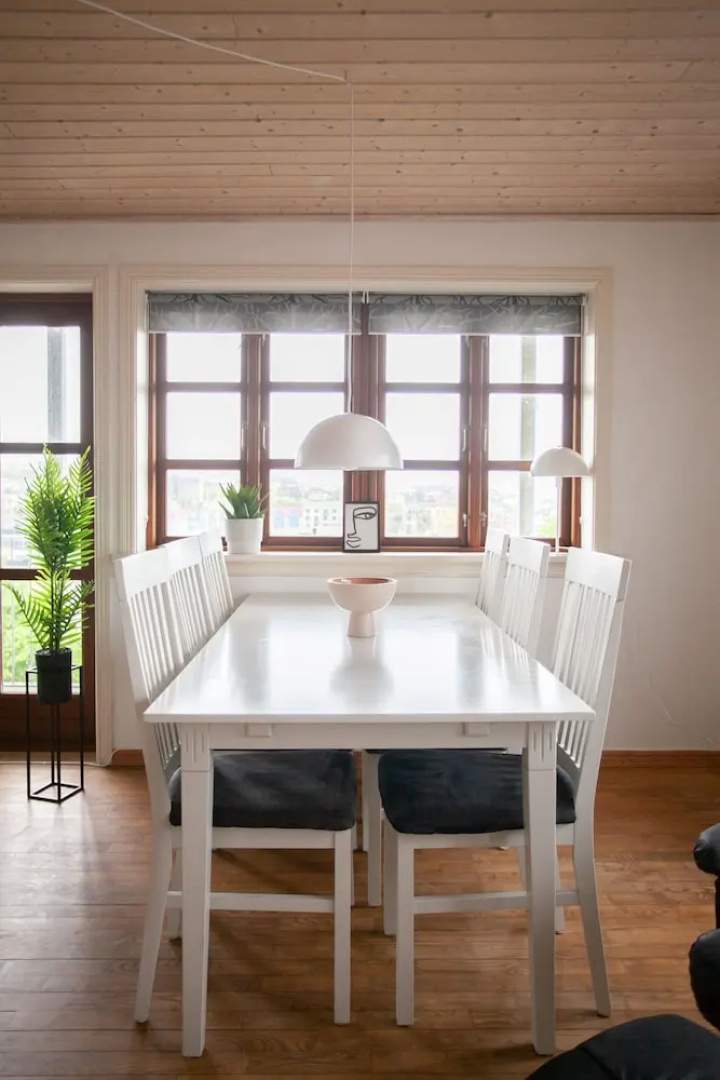 Downtown - City View - 2 BR - Spacious