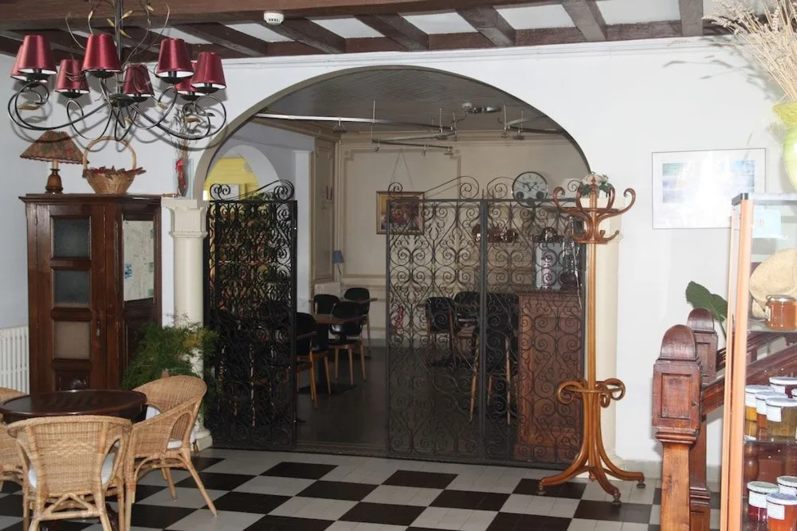 Hôtel Le Grillon