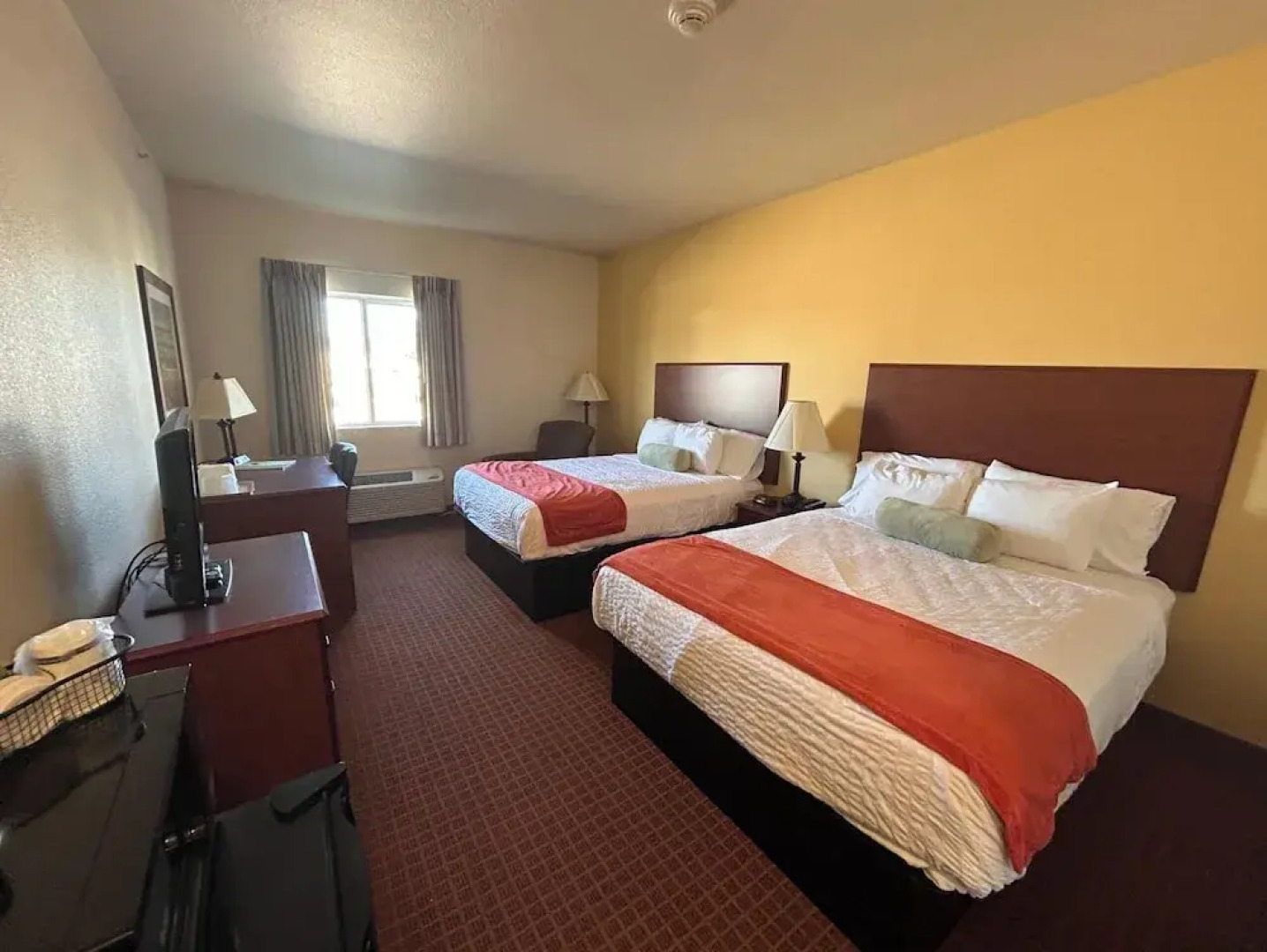 Park View Inn & Suites Hoisington