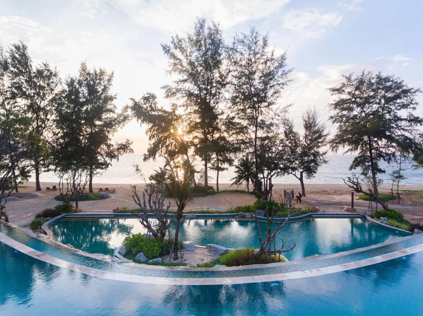 Курортный отель Santhiya Phuket Natai Resort & Spa