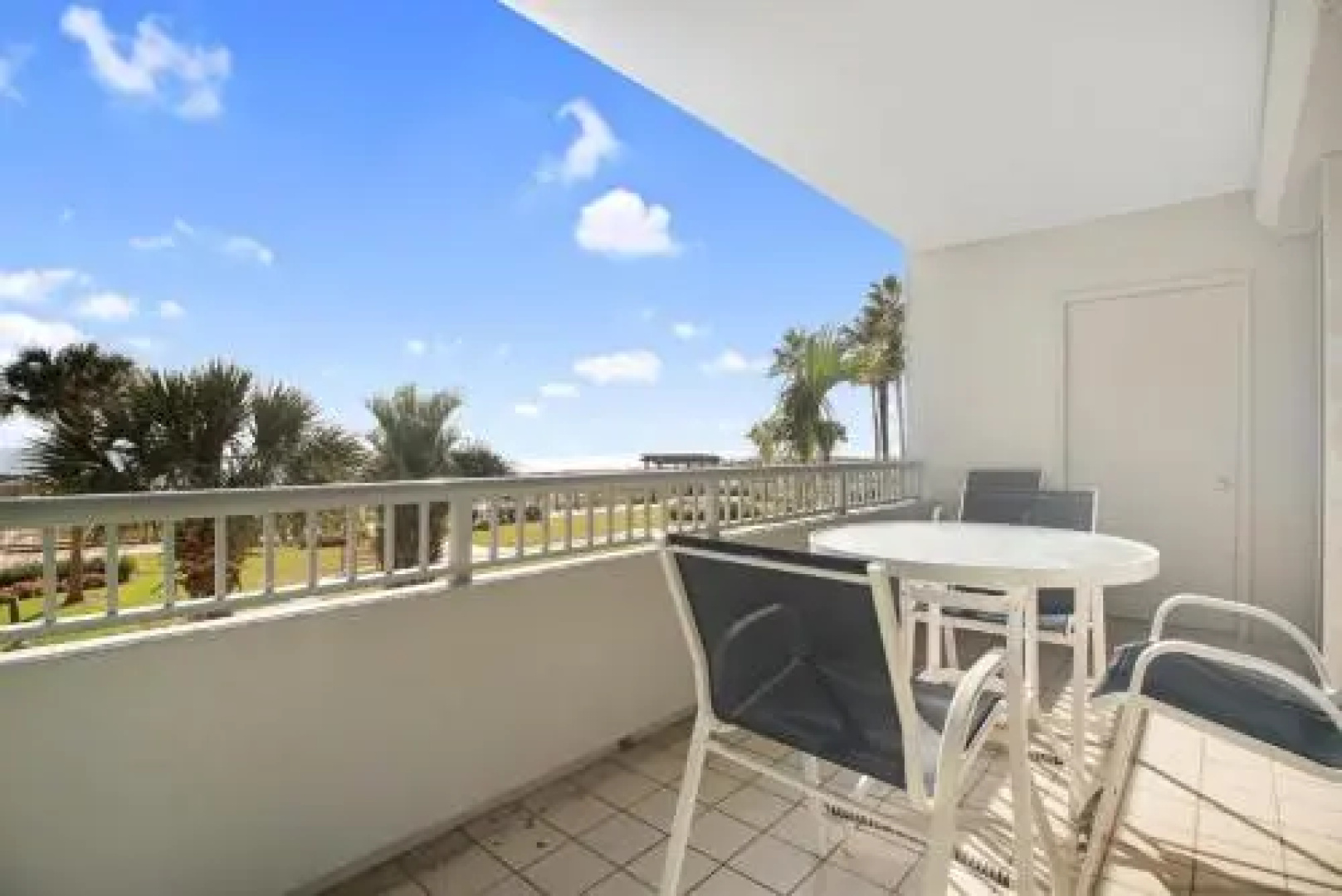 Beach Club Bristol 201 Condo