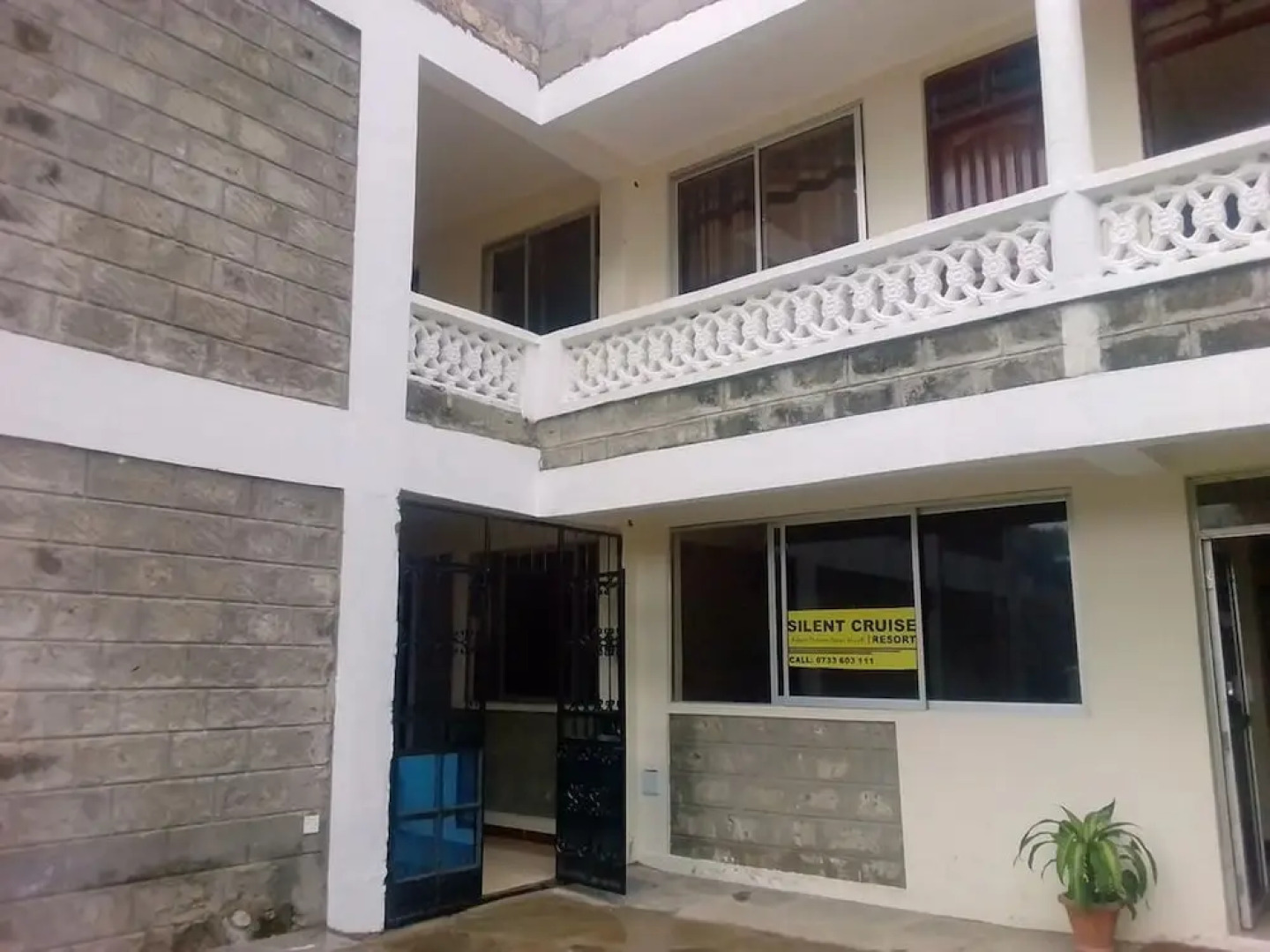 Silent Cruise Resort