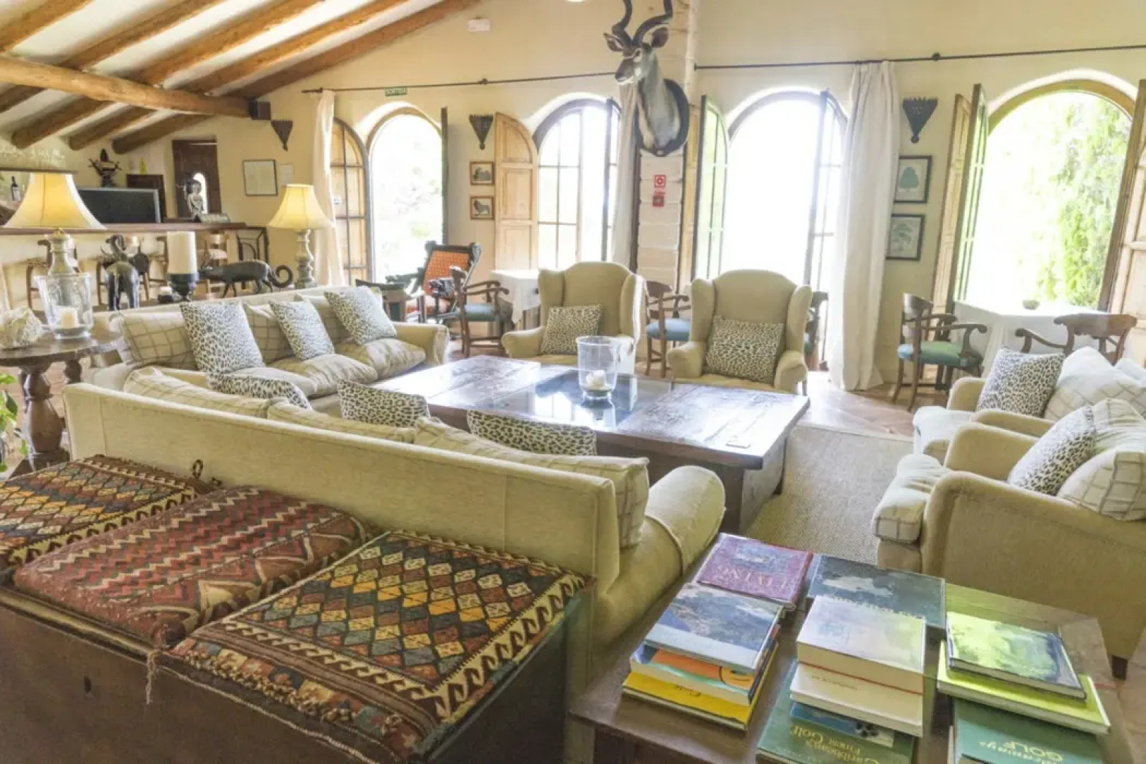 Reserva Rotana Hotel