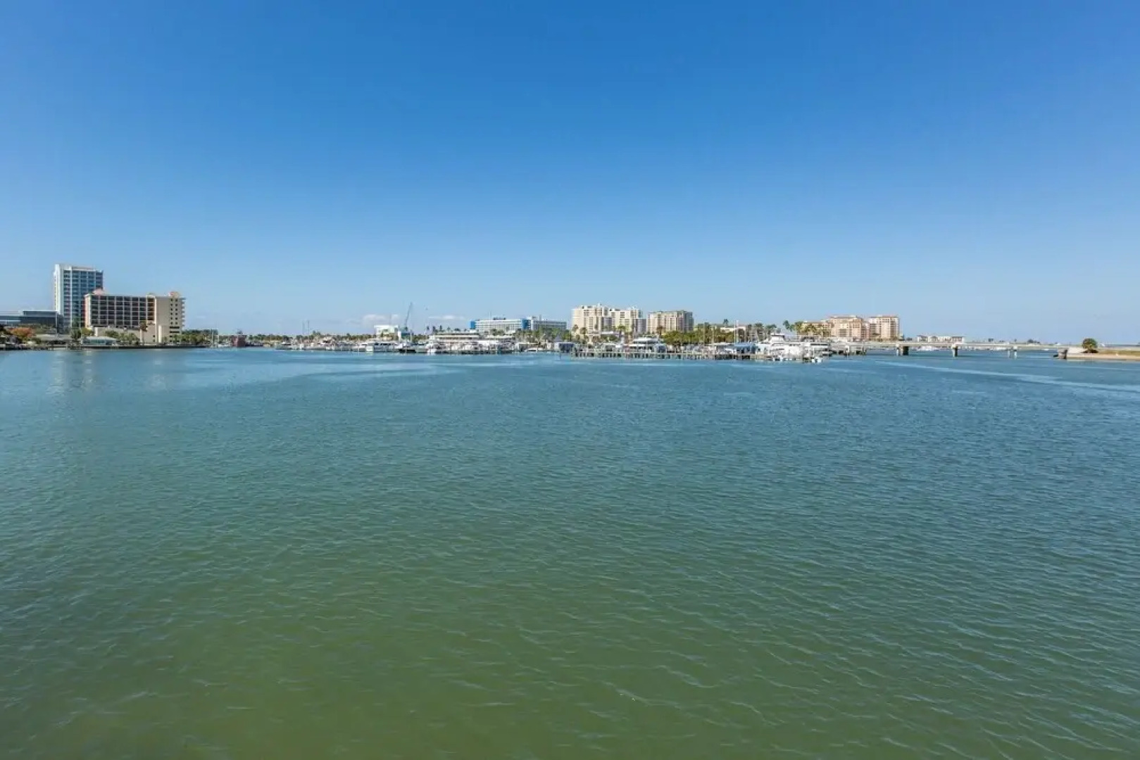 Treasured Times Beach House 3 Bedroom Home by RedAwning, Clearwater Beach