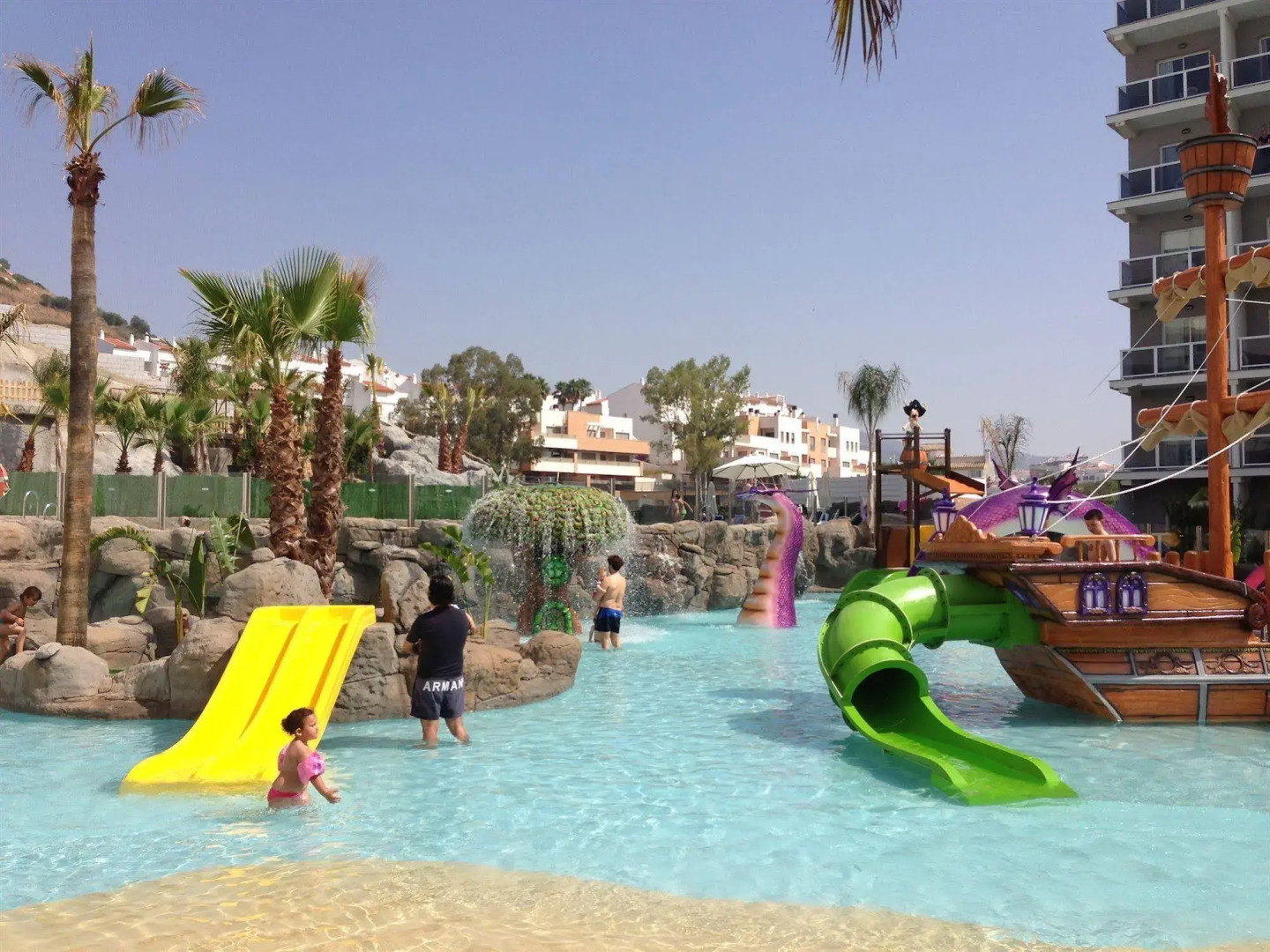 Globales Los Patos Park