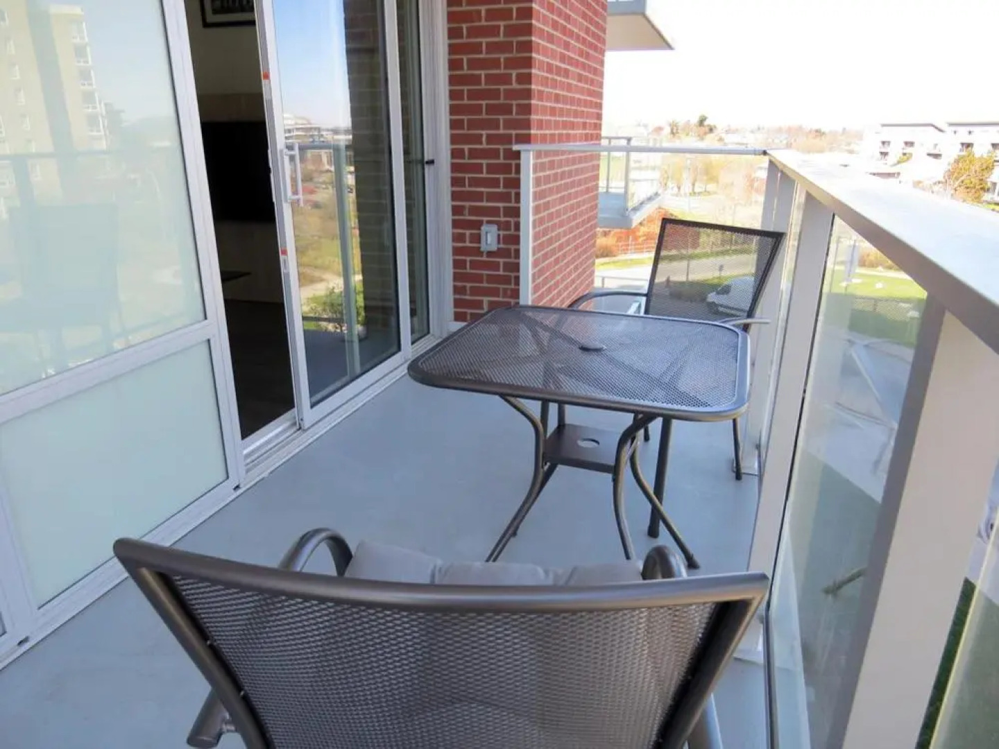 Encore by the Bay - 30 Day Min