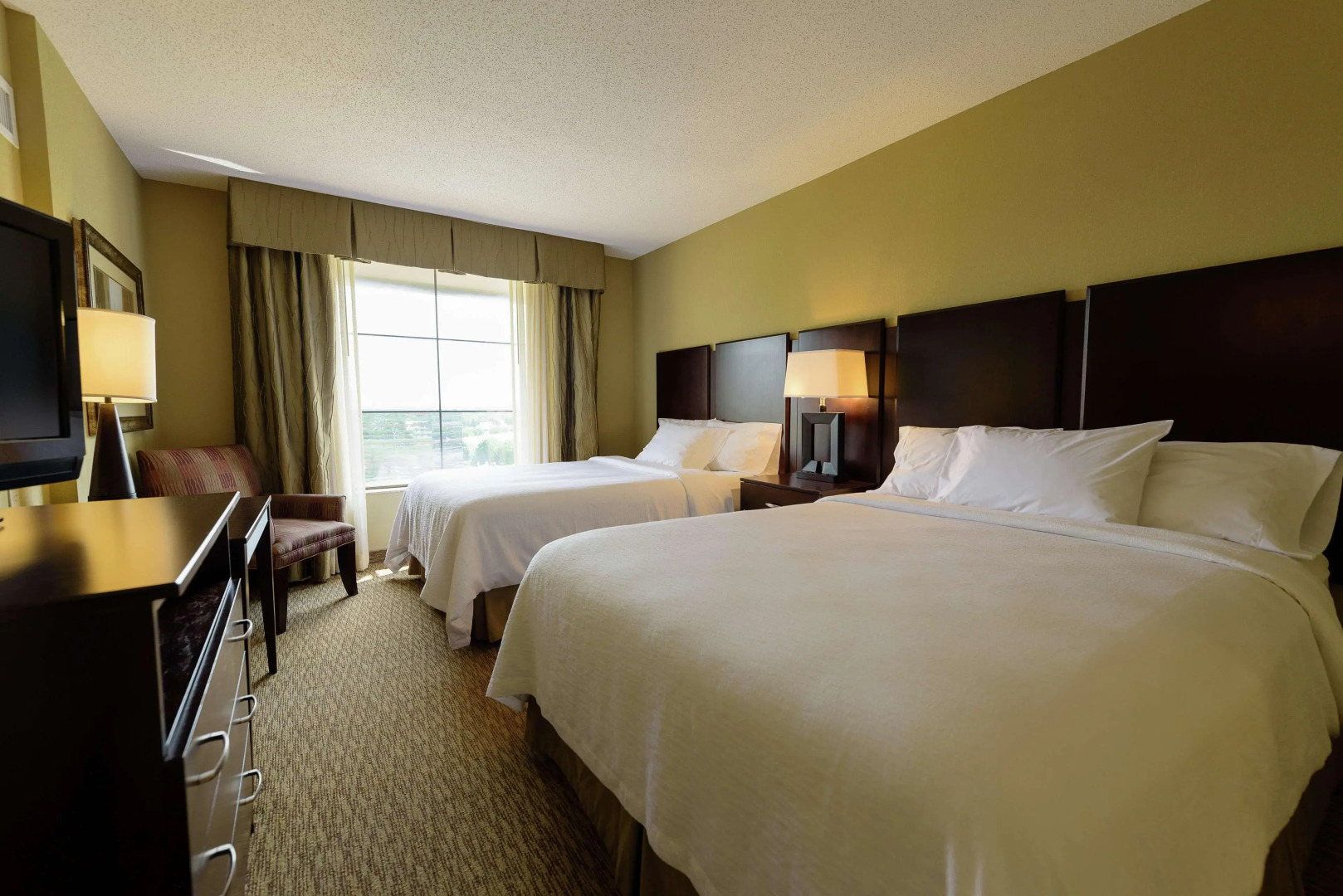 Embassy Suites Minneapolis - North