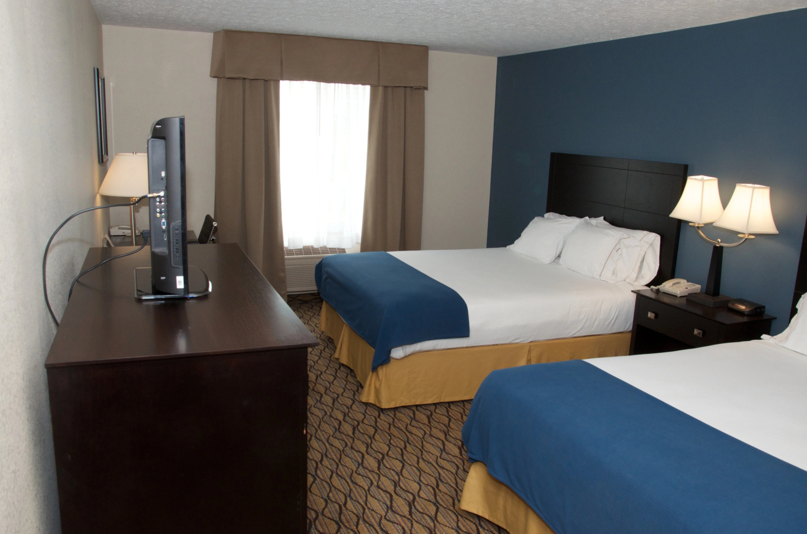 Holiday Inn Express Hotel & Suites Cadillac by IHG