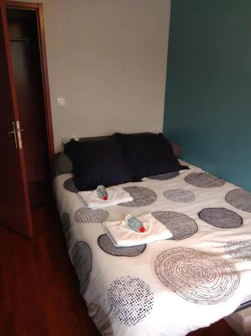 Logement entier, proche hyper centre, 2 étoiles