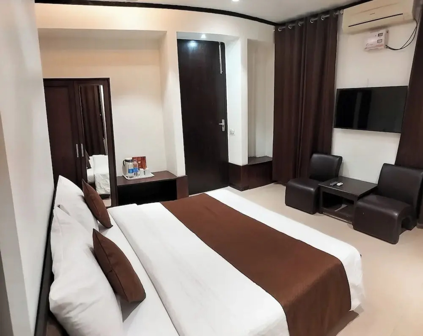 The Wind Cross Hotel