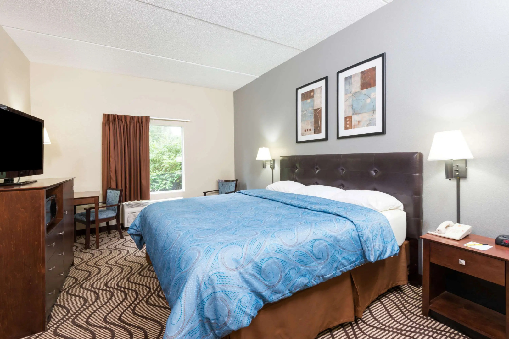 Super 8 by Wyndham Mars/Cranberry/Pittsburgh Area