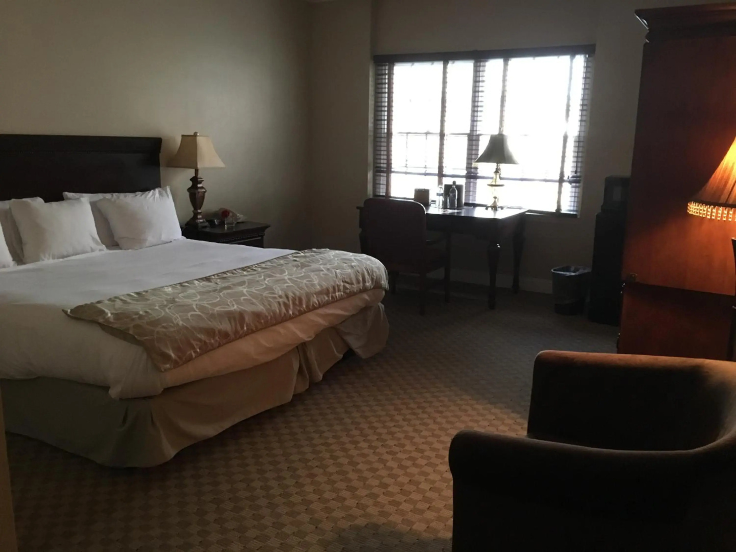 Colts Neck Inn Hotel