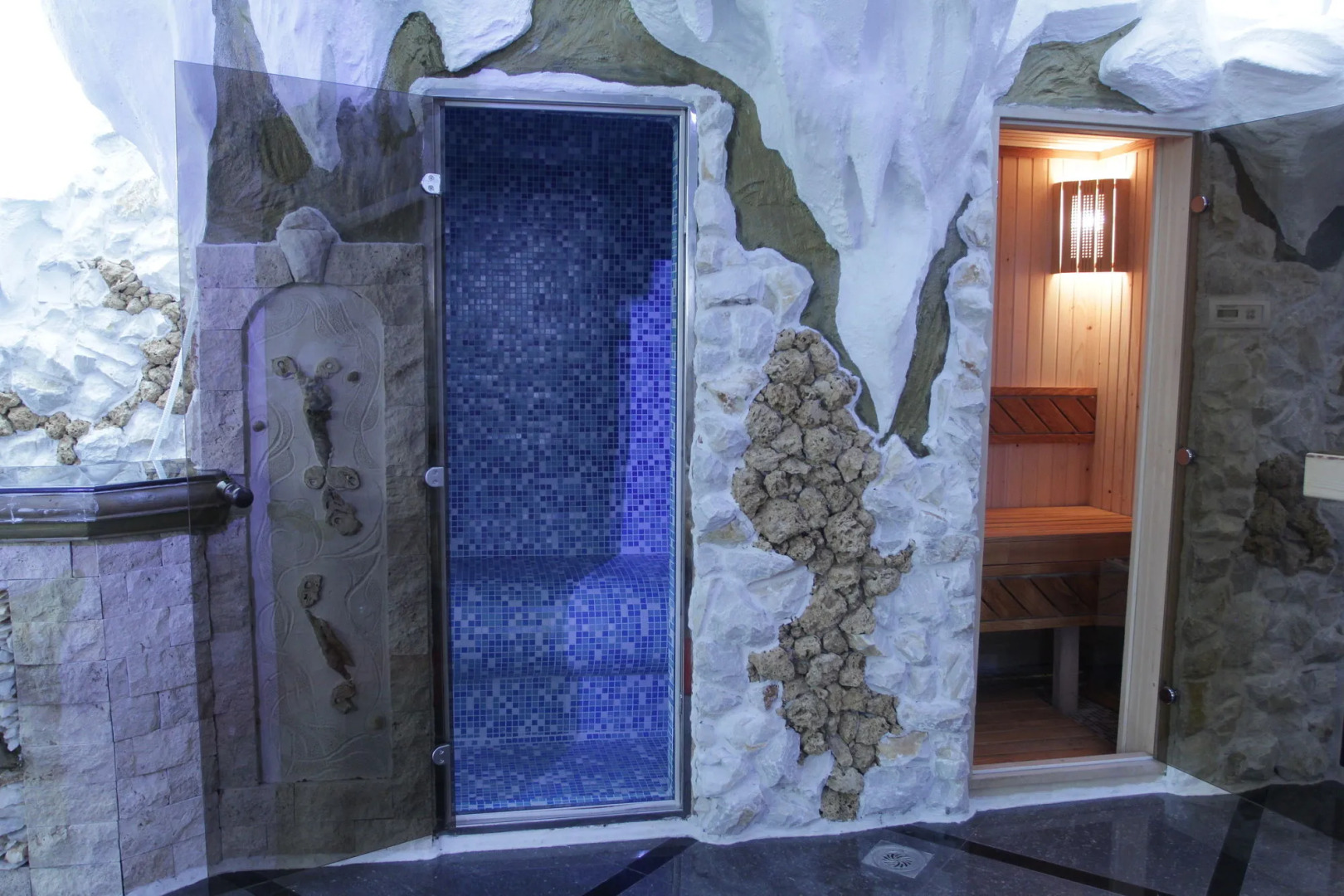 Bali Colosseum Hotel