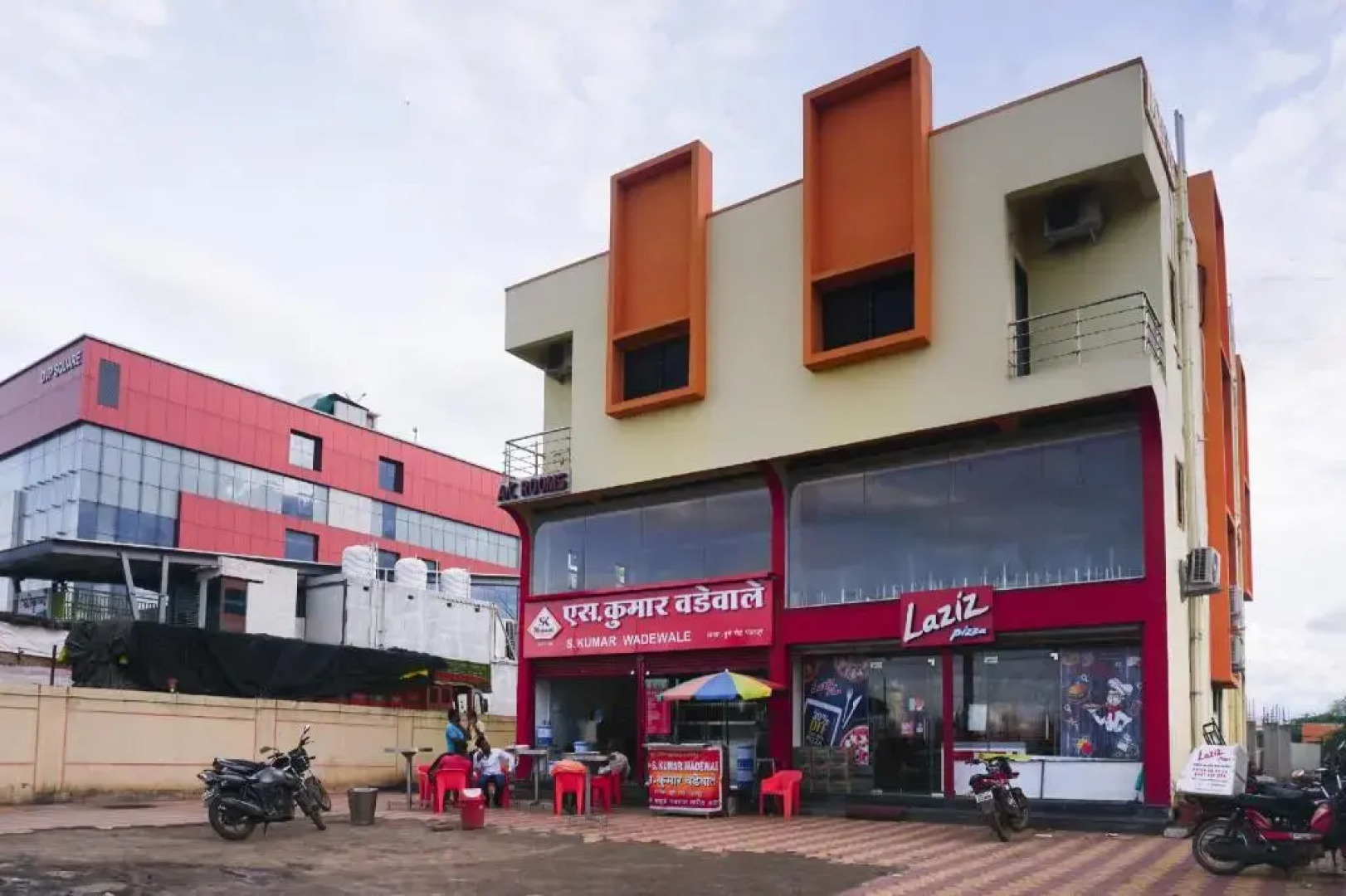 Damayanti Lodge by OYO Rooms