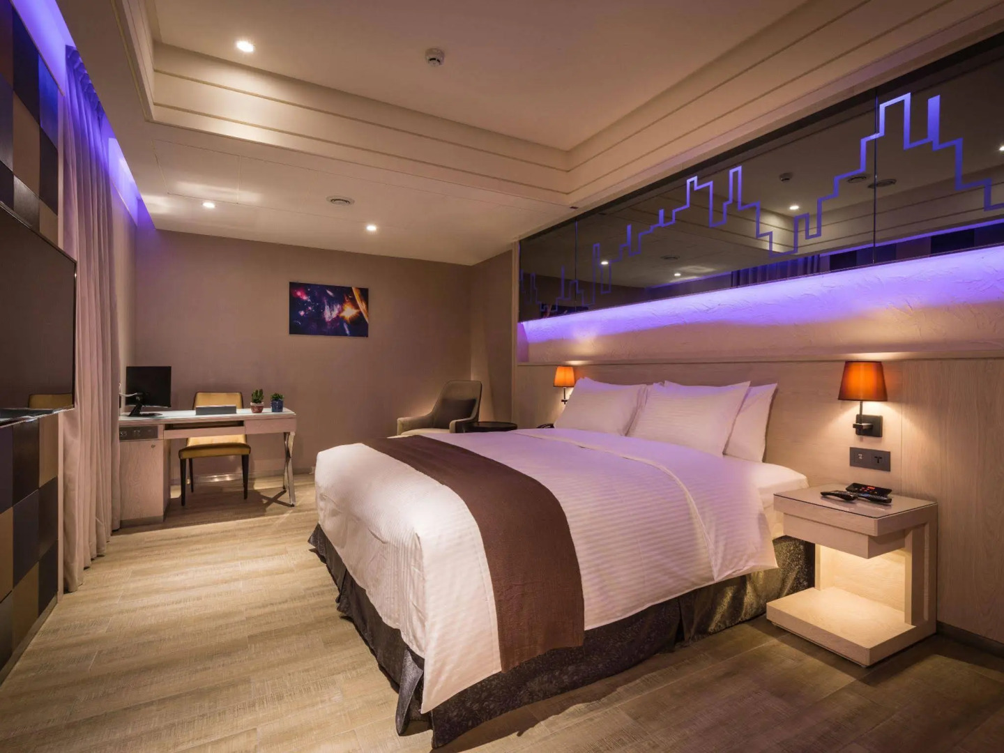 Guide Hotel Taichung ZiYou