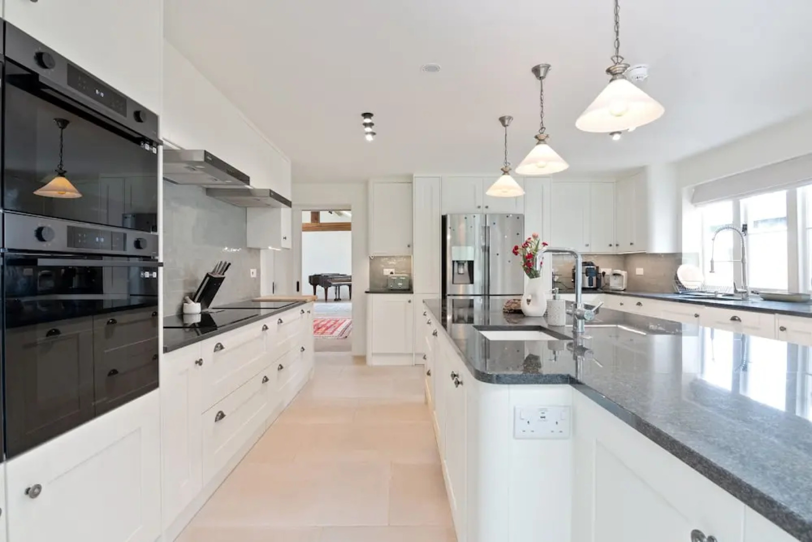 The Manor at Minstrel Court