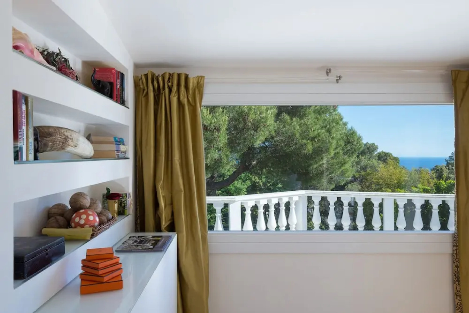 Mediterranea Luxury House